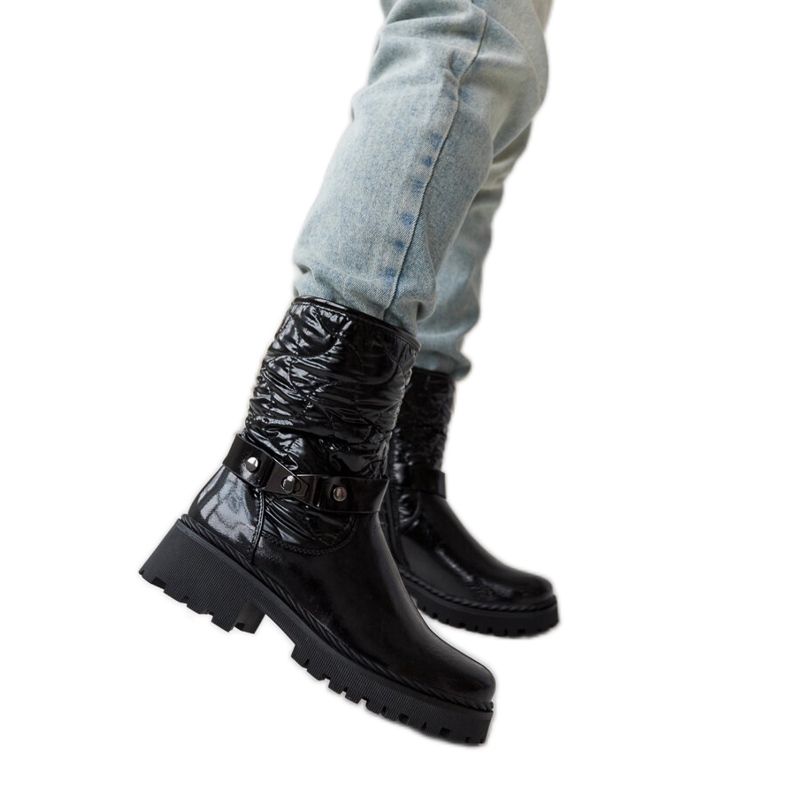 Pantofi negri lacuiti cu curea decorativa Lido negru