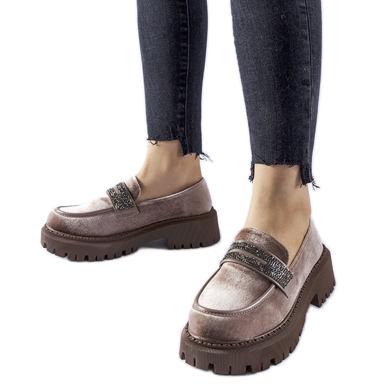 Mocasini maro decorati cu strasuri Longuelo bej