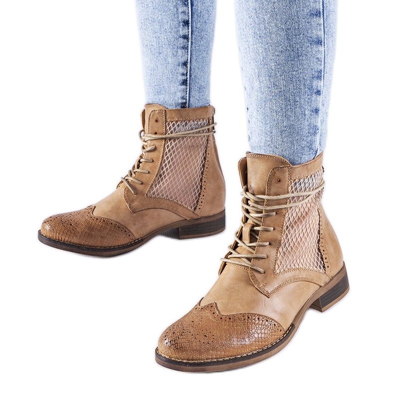 Cizme plate ajurate maro de la Reeves Cizme plate ajurate maro de la Reeves