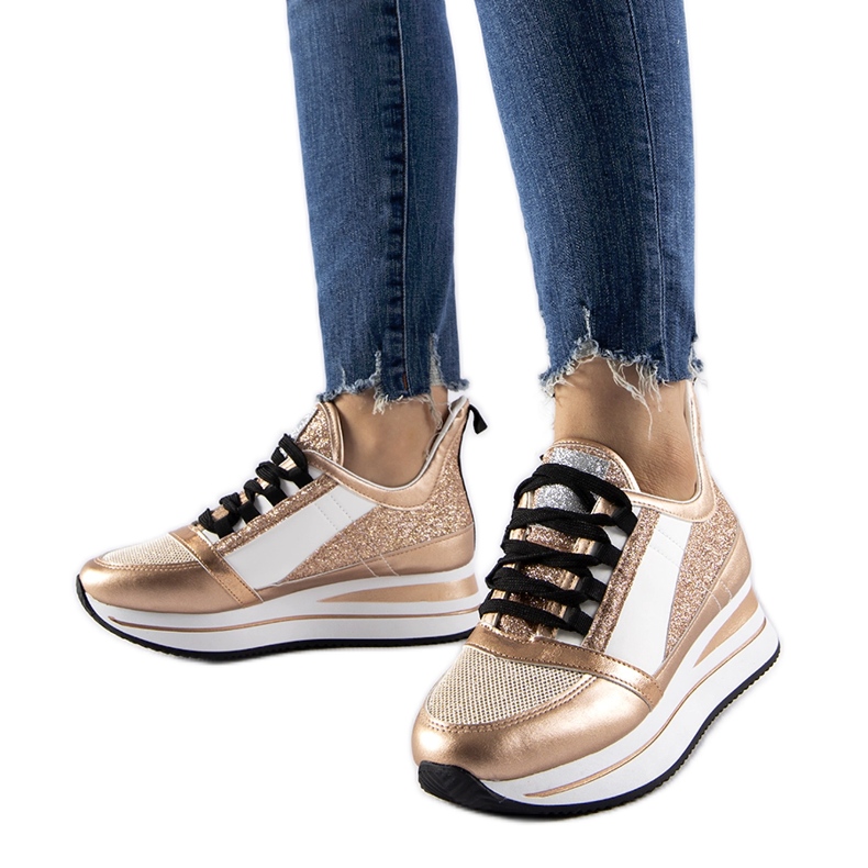 Tenisi aurii cu sclipici pe platforma Marce de aur