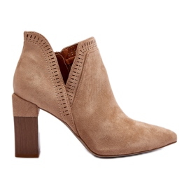 Botine Vailen Bej Toc Înalt Cu Un Model Ajurat