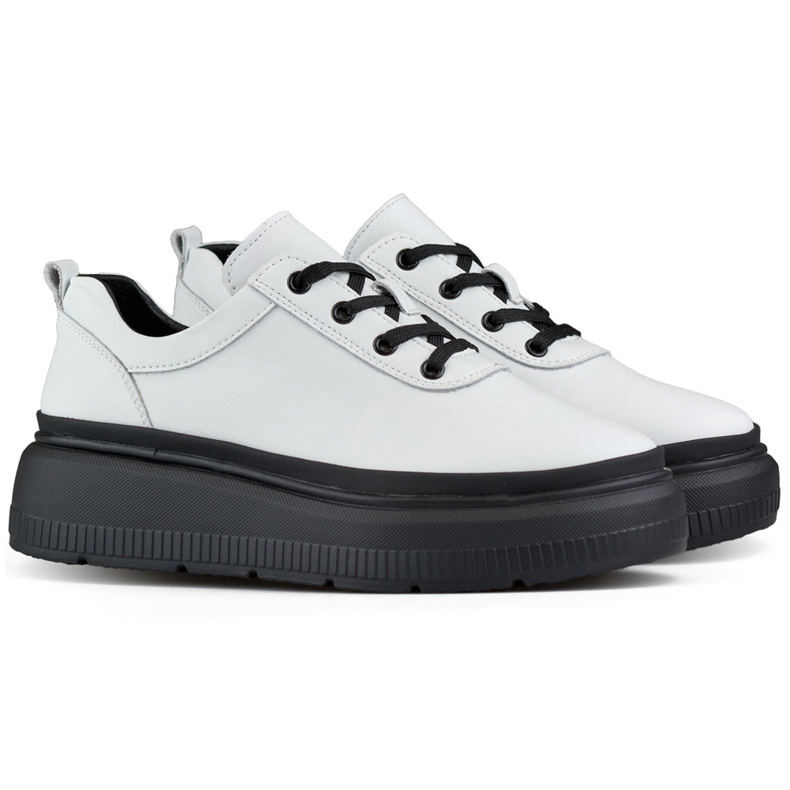 Adidași de damă din piele albă cu talpă neagră