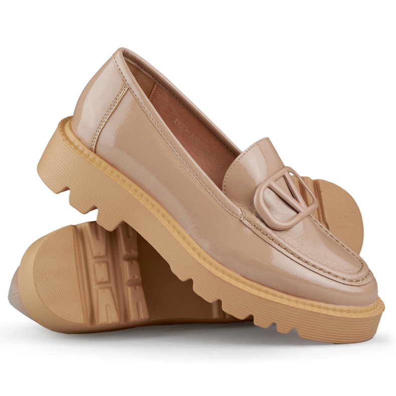Mocasini de dama bej patentat