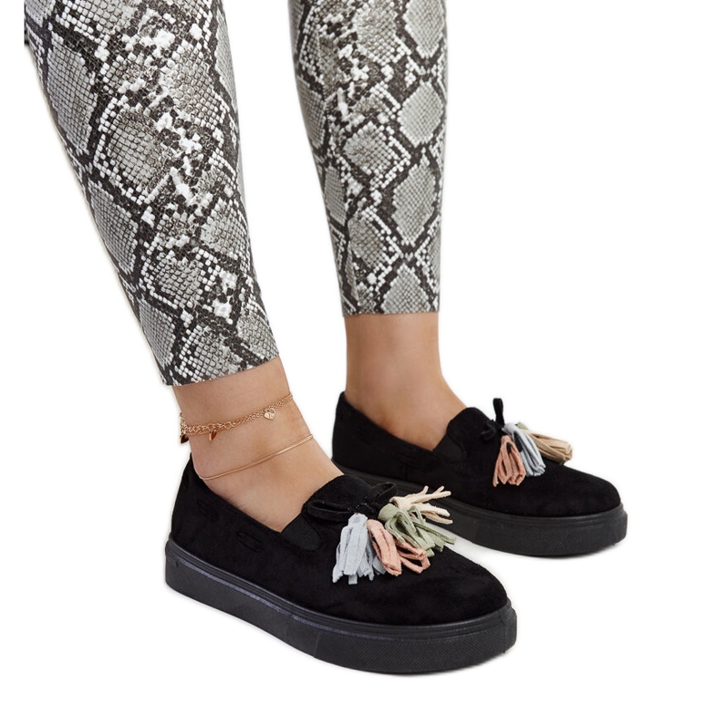 Pantofi negri cu ciucuri colorați de la Adaldrida negru