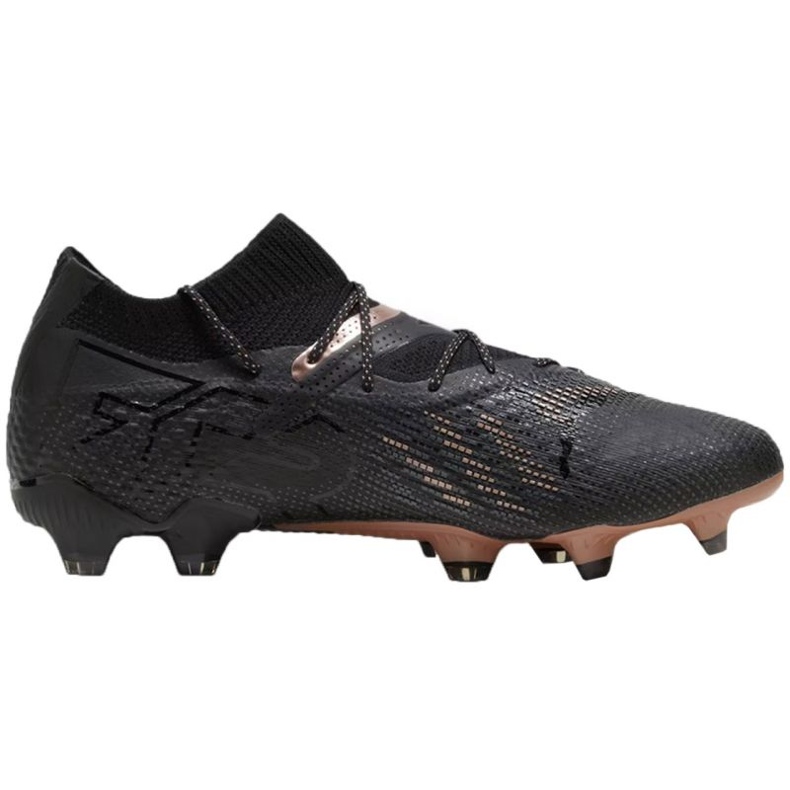 Pantofi de fotbal Puma Future 7 Ultimate FG/AG M 107599 02 negru