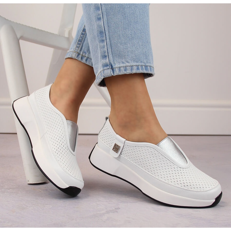 Pantofi sport de dama confortabili din piele, alb, T.Sokolski 456