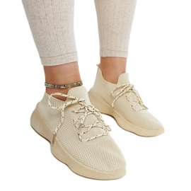 Adidasi sport Roshni bej Adidasi sport Roshni bej