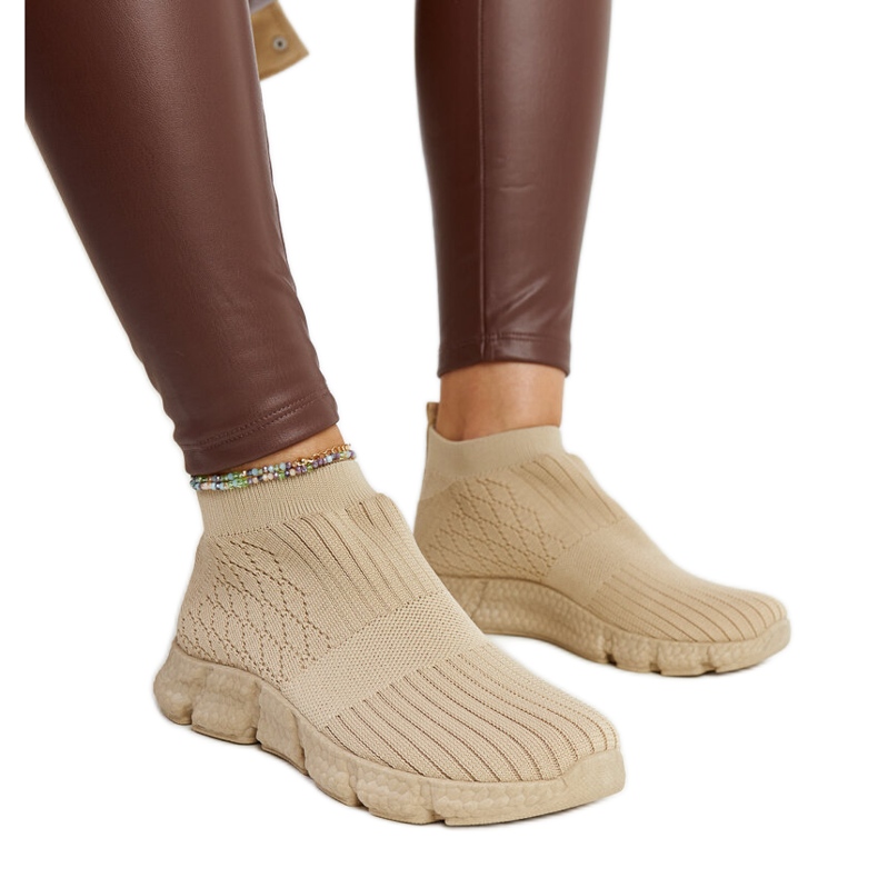 Adidasi sport ușori bej închis de la Vaclav