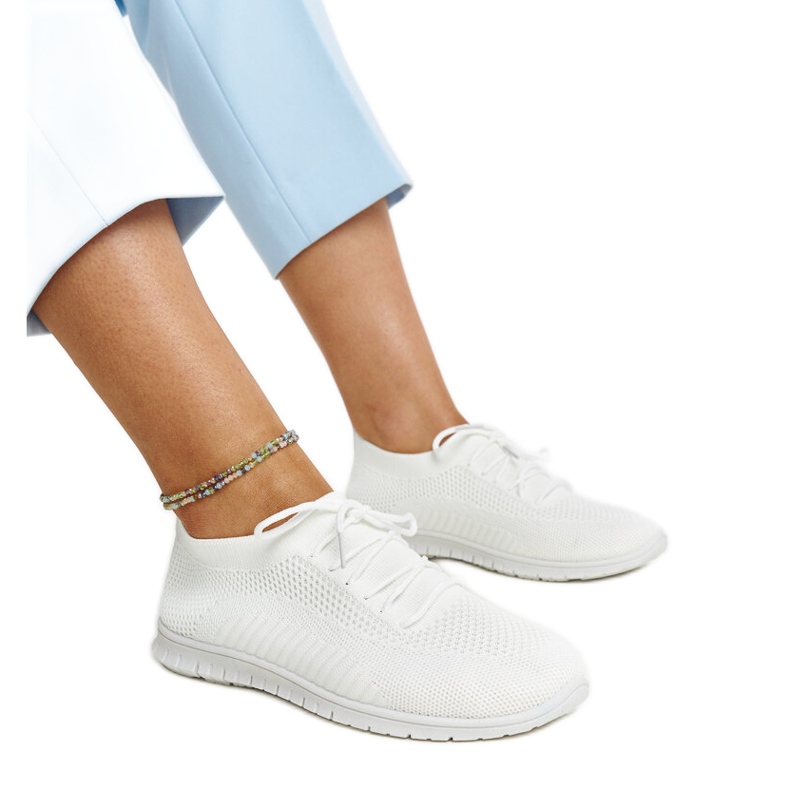 Tenisi Zahira din material alb