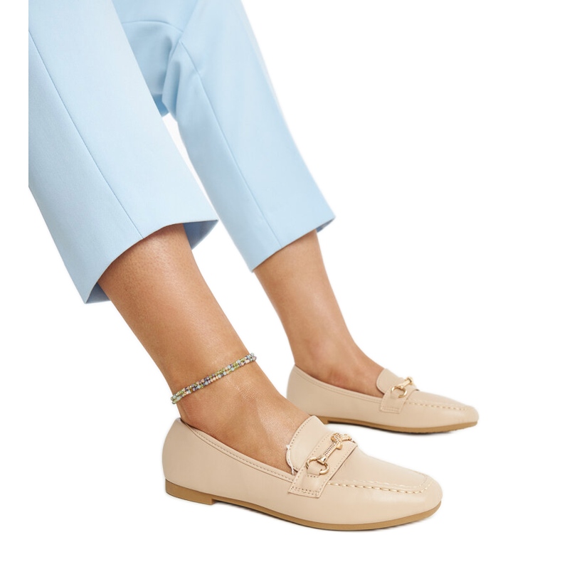 Mocasini decorativi bej de la Docherty
