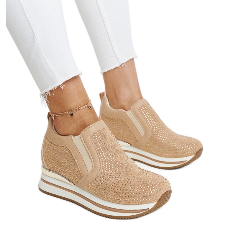 Tenisi maro cu pană Cadelaria