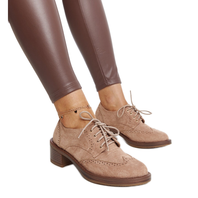 Pantofi cu toc maro din piele intoarsa de la Tigard