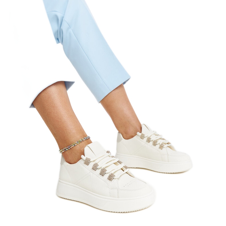 Adidași bej cu talpă groasă Walida