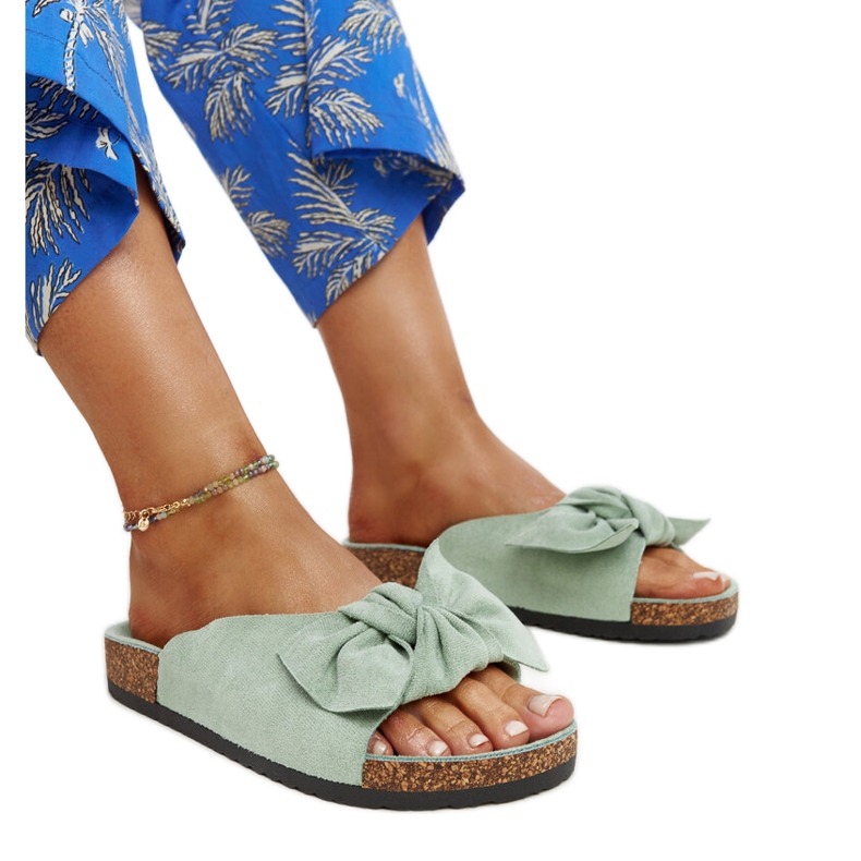 Tobogane Aamu de culoare verde deschis cu talpa de pluta