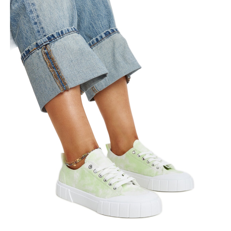 Tenisi Jerina din material verde deschis