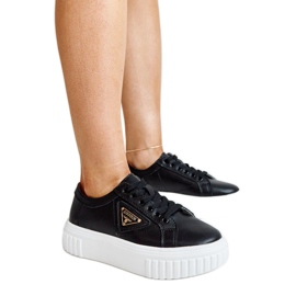 Pantofi din piele neagră cu cataramă decorativă negru