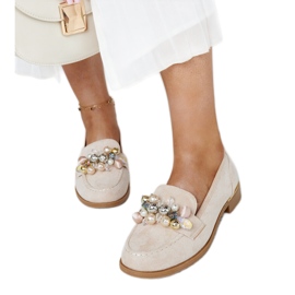 Mocasini de culoare bej deschis cu decoratiuni Dahera
