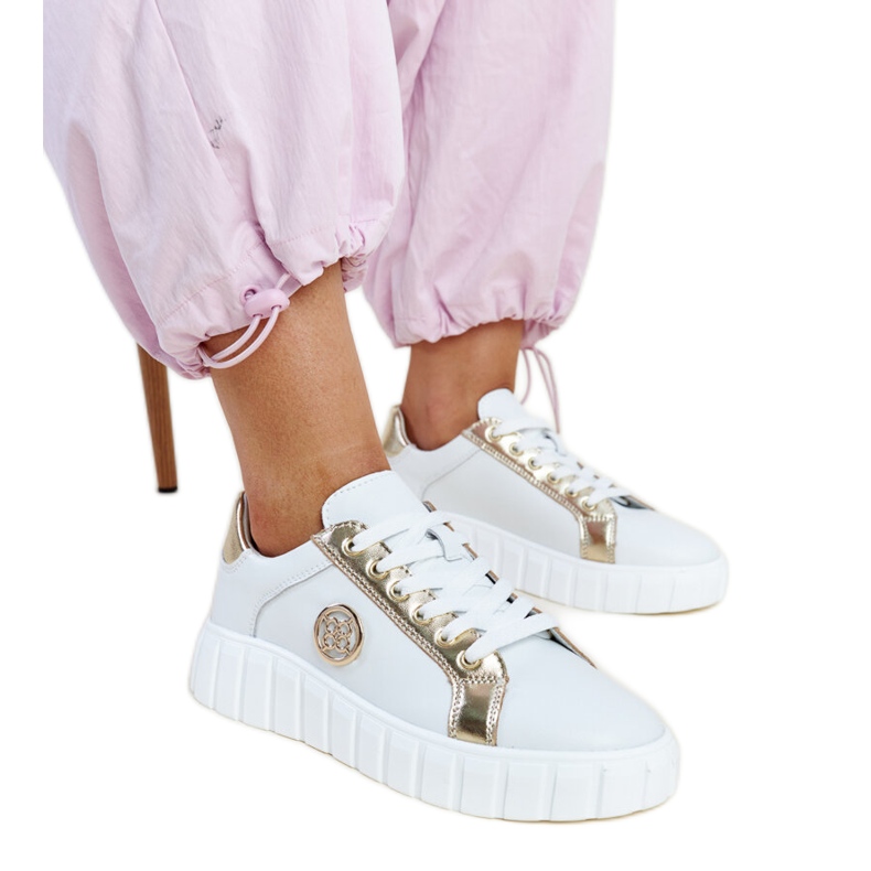 Adidași din piele albă cu talpă Viera masivă Adidași din piele albă cu talpă Viera masivă