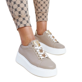 Adidași din piele bej închis de la Karino Adidași din piele bej închis de la Karino