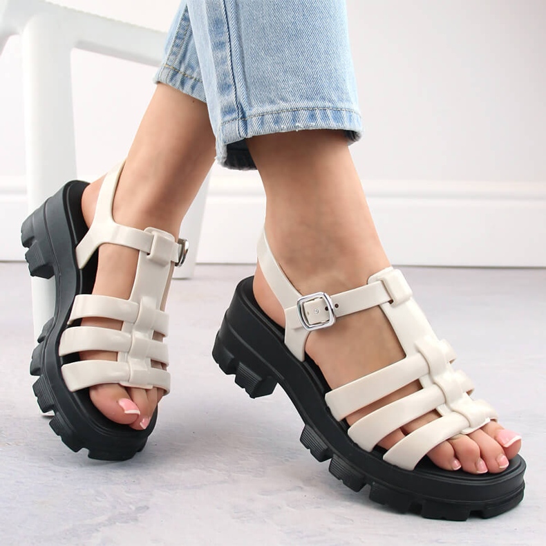 Sandale de damă confortabile, parfumate, din cauciuc Zaxy NN285040 bej