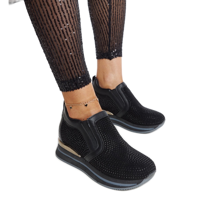 Tenisi negri cu pană Cadelaria negru Tenisi negri cu pană Cadelaria negru