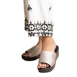 Papuci ajurati aurii din piele ecologica Garvin de aur