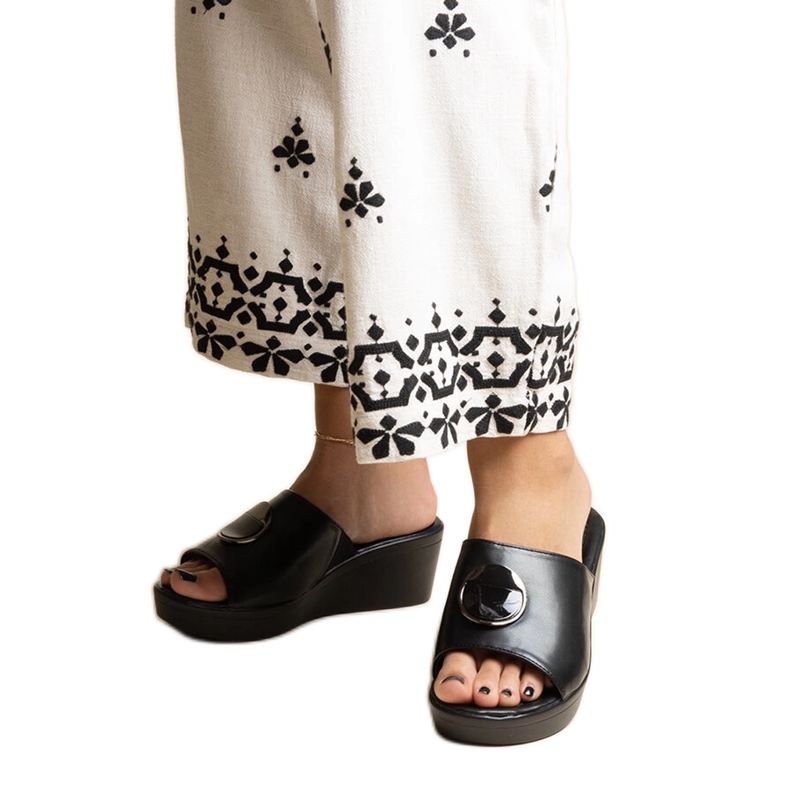 Catâri negri cu pană cu cataramă Keirenh negru Catâri negri cu pană cu cataramă Keirenh negru