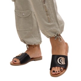 Șlapi negri cu cataramă Almeita negru