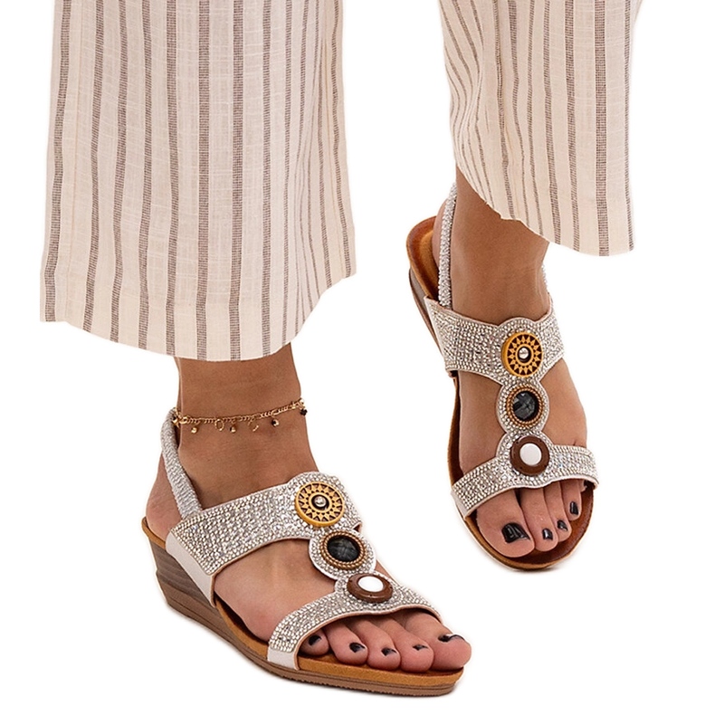 Sandale strălucitoare cu pană joasă de la Azeeza argint