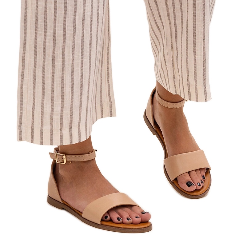 Evento Sandale bej cu toc inchis de la Sema