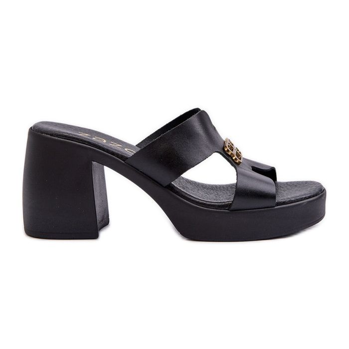 Flip-flops din piele pentru femei Zazoo 40419, cu decupaje și decor, negru