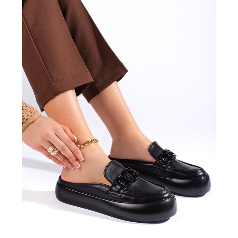 Flip-flops de damă, de culoare închisă, elegantă negru