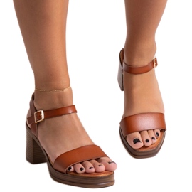 Sandale maro pe toc masiv Ghana