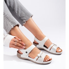 Sandale albe confortabile de dama Sandale albe confortabile de dama