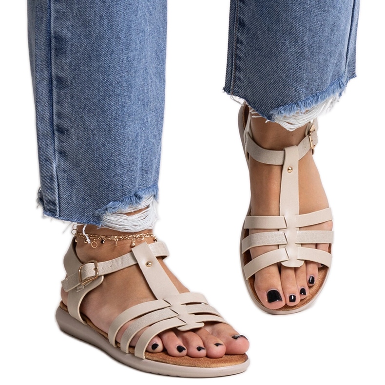 Sandale bej din piele ecologică de la Grimalda