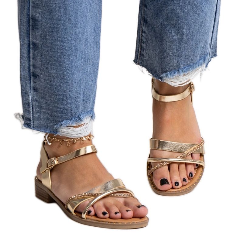 Sandale aurii cu toc înalt cu zirconii cubici Elanoria de aur Sandale aurii cu toc înalt cu zirconii cubici Elanoria de aur