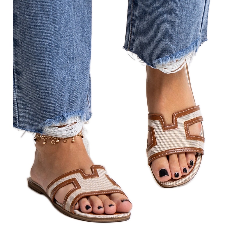 Șlapi maro clasici Baya bej