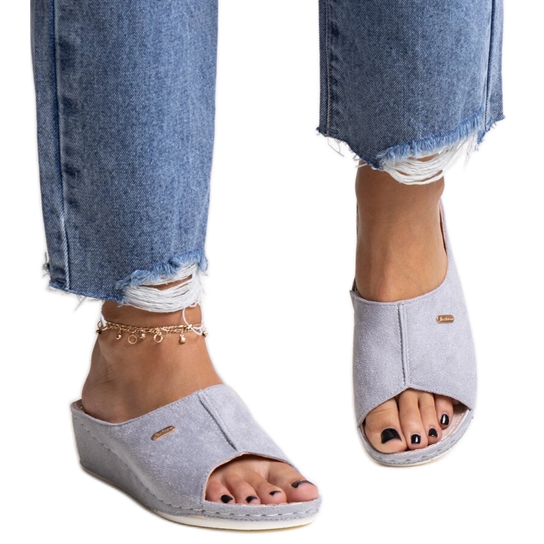 Catâri cu pană Semretana gri