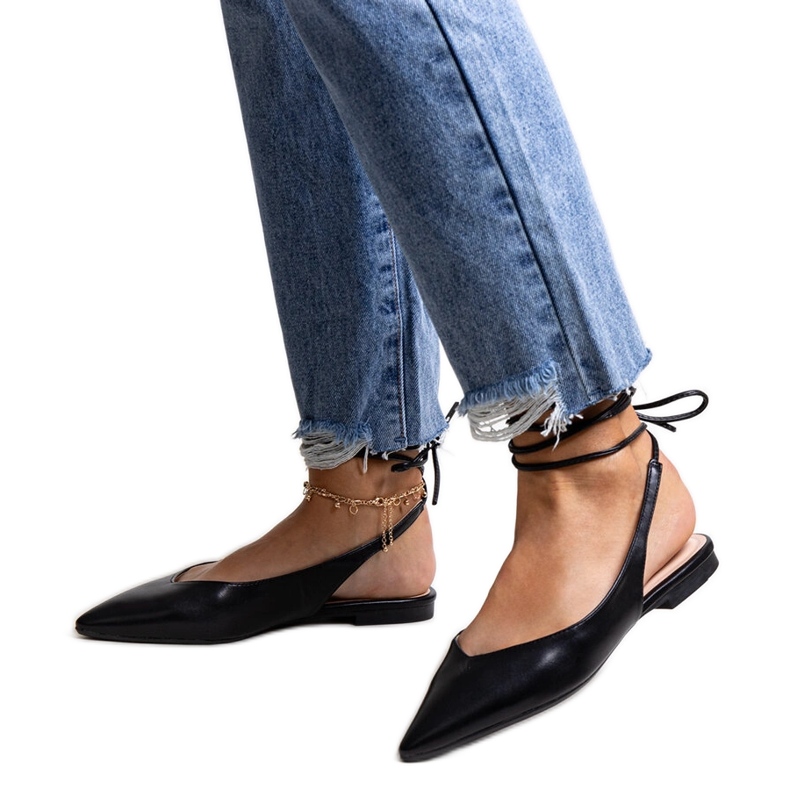 Balerini negri legati din piele ecologica Batra negru Balerini negri legati din piele ecologica Batra negru