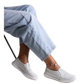 Pantofi din piele alba Vinceza Pantofi din piele alba Vinceza