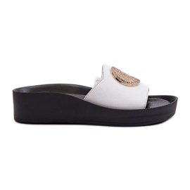 Flip-flops din piele pentru femei Zazoo 2920 cu detalii aurii, alb