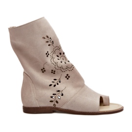 Sandale Zazoo 3437 pentru femei de piele intoarsa cu fermoar, bej deschis