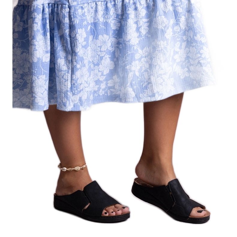 Sandale Marouna perforate negre negru