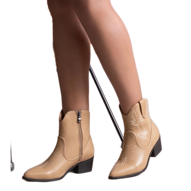 Cizme de cowboy bej de la Madia