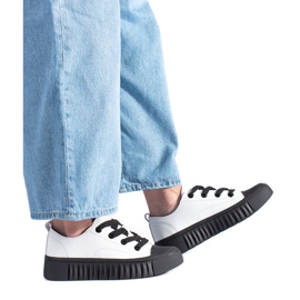 Pantofi sport albi și negri din piele naturală Pantofi sport albi și negri din piele naturală