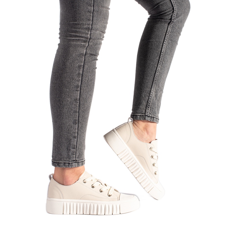 Tenisi de dama din piele bej