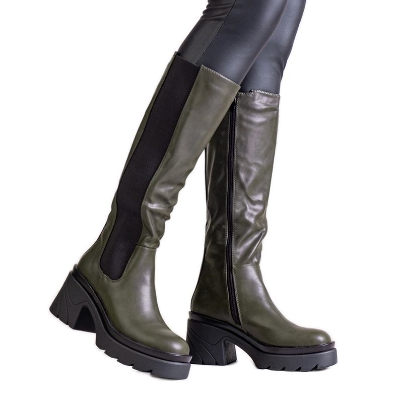 Cizme verzi cu toc mai gros de la Charla verde