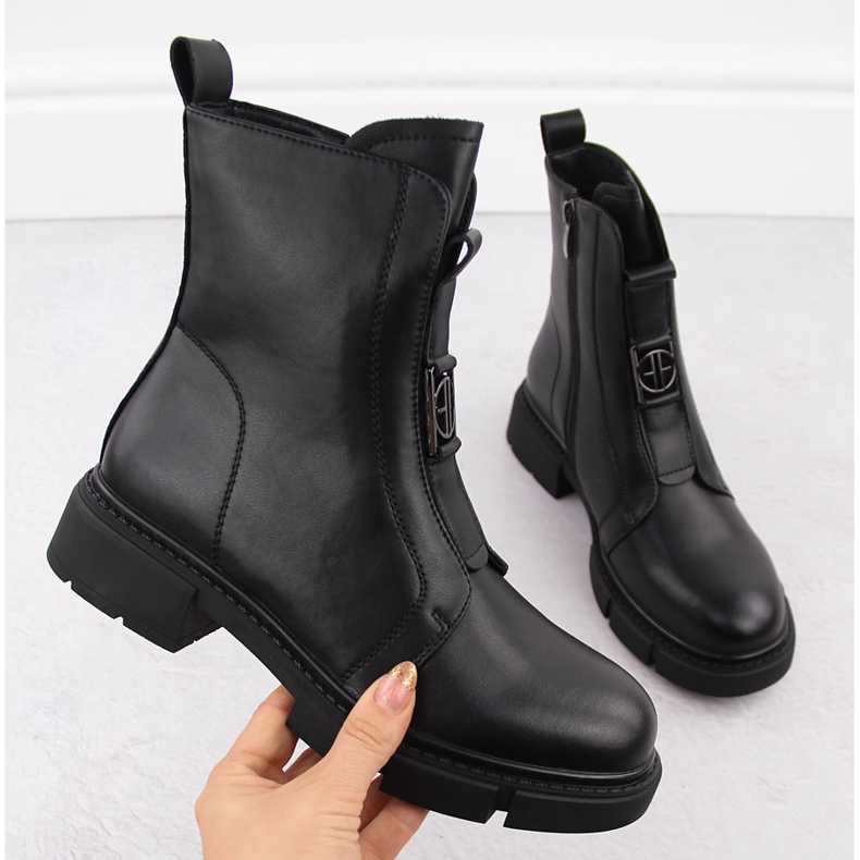 Botine de dama neagra din piele Filippo DBT6524 negru