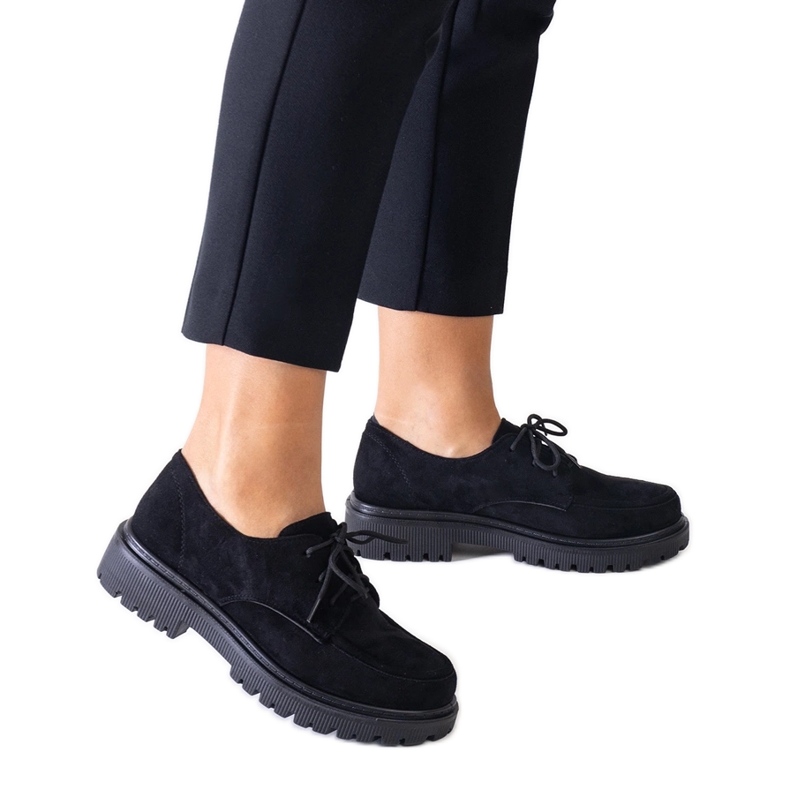 Pantofi negri casual cu șireturi din piele de căprioară ecologică de Eduardana negru