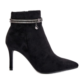 Botine izolate pe un toc înalt, cu o curea decorativă din piele ecologică Vinceza 16469 negru